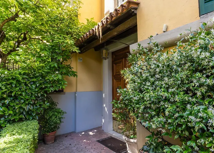 Residenza Nemorense Apartment *